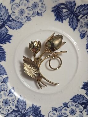 Gold Floral Tulip Brooch - Unbranded